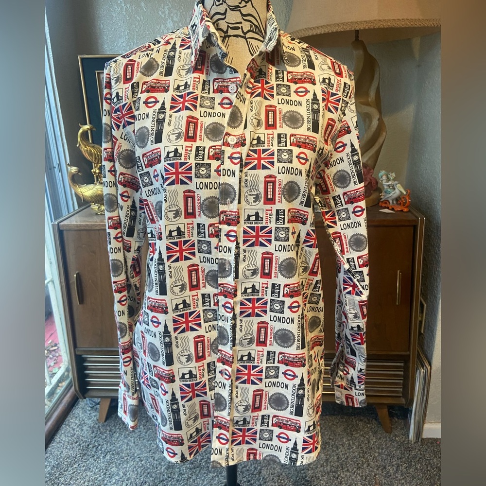 Brittania print button down